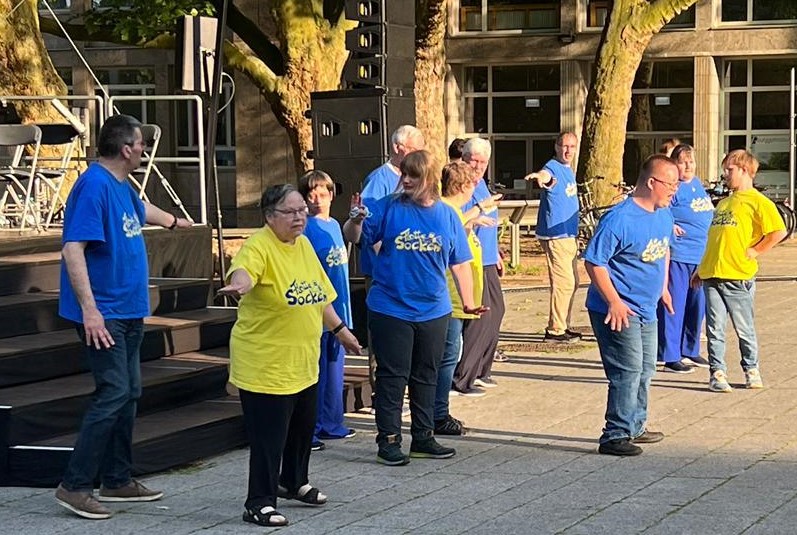 Mehr über den Artikel erfahren Bekenntnis Borbecker Vereine zu Frieden und Solidarität